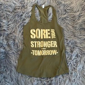 Woman’s The Fitness Workout Top// size M